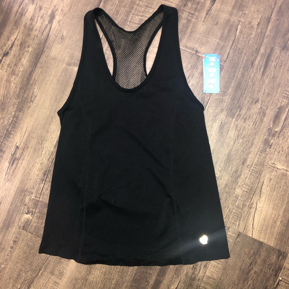 Razor mesh back sleeveless active top
